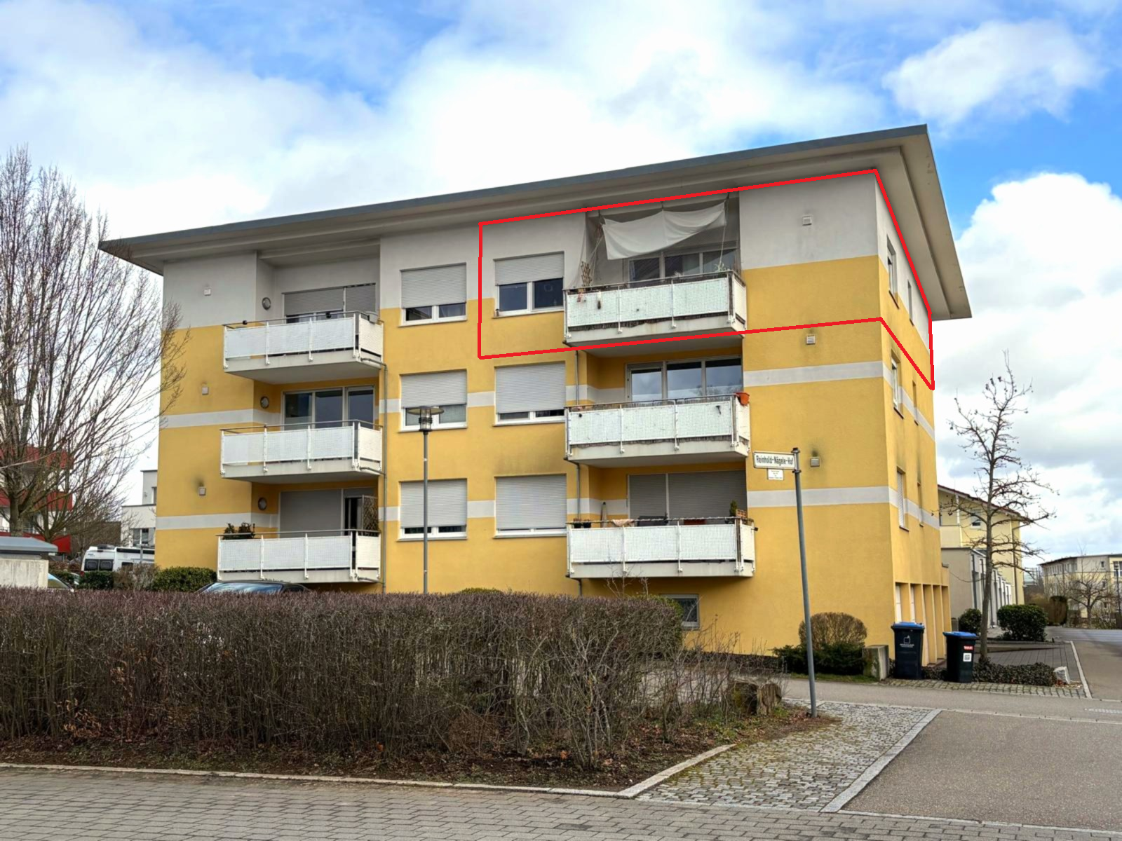 Attraktive DG-Wohnung am Ortsrand – 4 Zimmer zuverlässig vermietet!