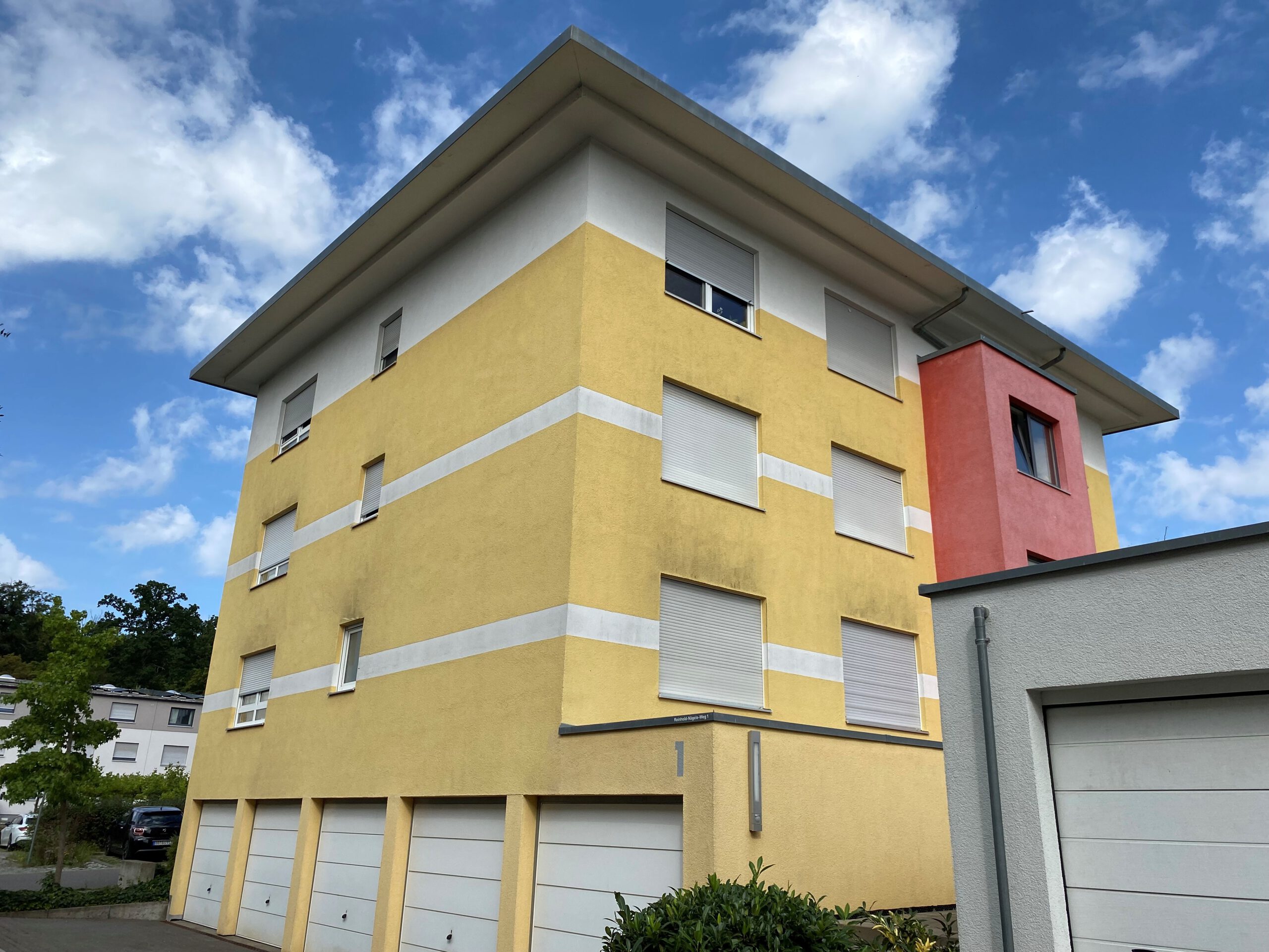 4-Zimmer-Wohnung am Ortsrand – wertbeständig und vermietet!